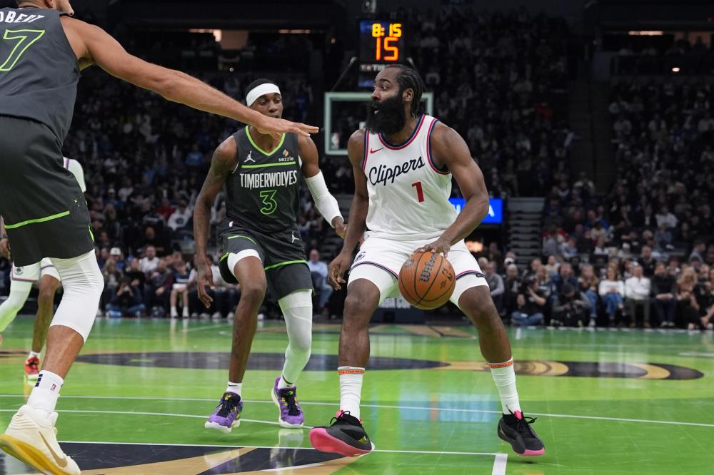 一批热心的 一批热心的