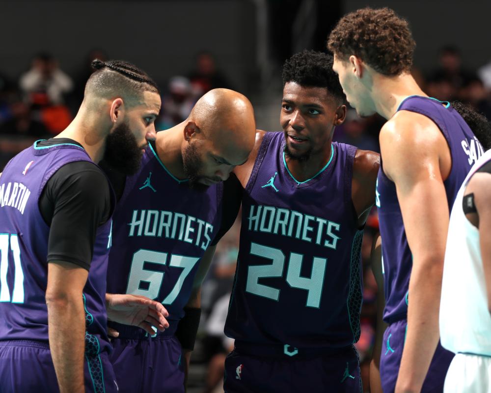 场同时发力 场同时发力