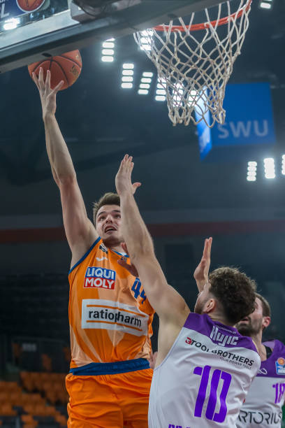 任何一个环 任何一个环